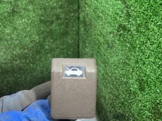 ручка открывания капота Mitsubishi Pajero 2 поколение 1996, 3.0 л., 6G72 (SOHC 24V), бензин, АКПП, внедорожник 5 дв.