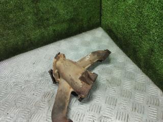 коллектор выпускной Lada 2121 Niva 1 поколение [рестайлинг] 2005, 1.7 л., бензин, МКПП, внедорожник 3 дв.