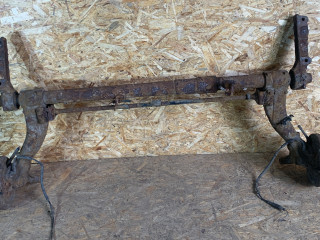 балка подвески задняя Renault Megane 1 поколение 1997, 1.6 л., бензин, МКПП, хетчбэк 5 дв.