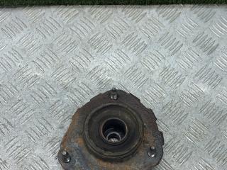 опора амортизатора верхняя (чашка) Toyota Avensis 1 поколение (T220) 1999, 2.0 л., дизель, МКПП, хетчбэк 5 дв.