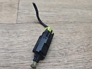 Датчик педали тормоза (лягушка) Mazda 626 GF 1997, 1.8 л., бензин, АКПП, седан