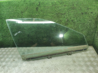 стекло двери передней правой Renault Laguna 1 поколение 1997, 1.8 л., F3P 670, бензин, МКПП, универсал