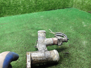 фланец (тройник) системы охлаждения Rover 200 Series 3 поколение 1997, 1.4 л., бензин, МКПП, хетчбэк 5 дв.