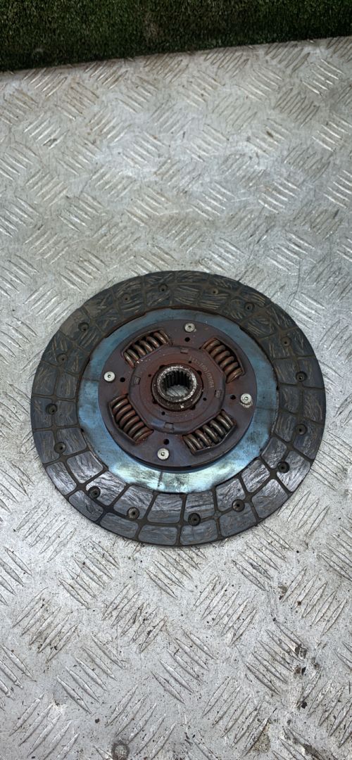 диск сцепления Chery Tiggo (T11) 1 поколение 2007, 1.8 л., бензин, МКПП, внедорожник 5 дв. - фото №1
