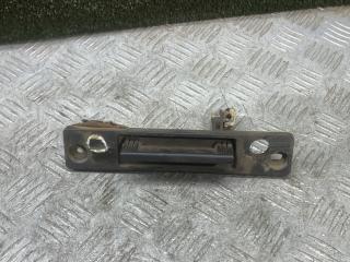 ручка открывания багажника Kia Carnival 1 поколение [рестайлинг] 2005, 2.9 л., CRDi, дизель, МКПП, минивэн