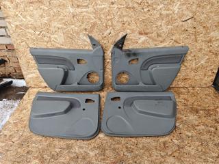 Обшивка двери (комплект) Renault Logan 1 поколение 2008, 1.6 л., бензин, МКПП, универсал