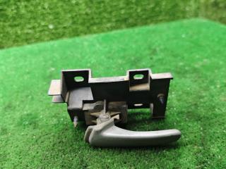 ручка внутренняя задняя левая Skoda Felicia 1 поколение [рестайлинг] 1998, 1.3 л., бензин, МКПП, хетчбэк 5 дв.