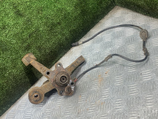 кулак задний правый Hyundai Accent 1 поколение (X3) 1995, 1.5 л., бензин, МКПП, хетчбэк 3 дв.