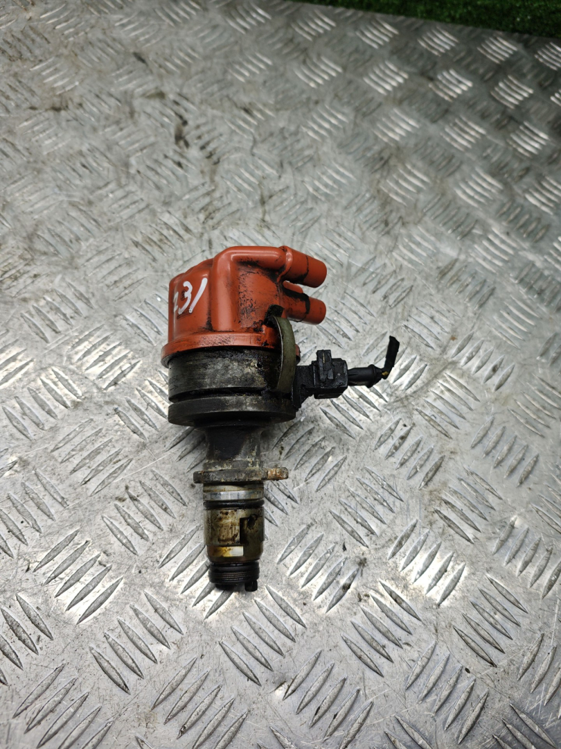 распределитель зажигания (трамблёр) Saab 9-3 1 поколение 2002, 2.0 л., бензин, МКПП, хетчбэк 5 дв., 0237520054 - фото №1