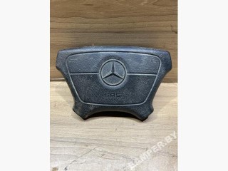 подушка безопасности водителя Mercedes-Benz E-Класс W210 [рестайлинг] 2001, 2.4 л., бензин