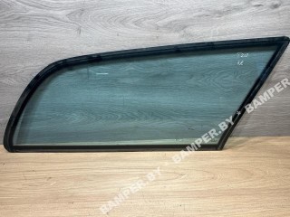 стекло кузовное боковое правое Mercedes-Benz E-Класс W210 [рестайлинг] 2001, 3.2 л., дизель, универсал