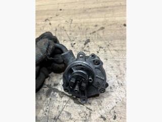 насос вакуумный Mercedes-Benz Vito W638 2000, 2.2 л., дизель, 6112301065