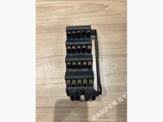 блок предохранителей Mercedes-Benz W124 1 поколение 1993, 1245401250