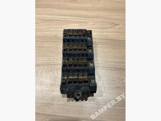 блок предохранителей Mercedes-Benz W124 1 поколение 1993, 1245400150