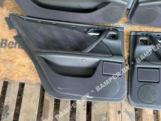 Обшивка двери (дверная карта) комплект Mercedes-Benz E-Класс W210 [рестайлинг] 2000, седан
