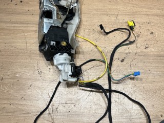 замок двери передней левой Mercedes-Benz S-Класс W220 2002, 4.0 л., дизель, АКПП, седан, задний привод, 2207200535