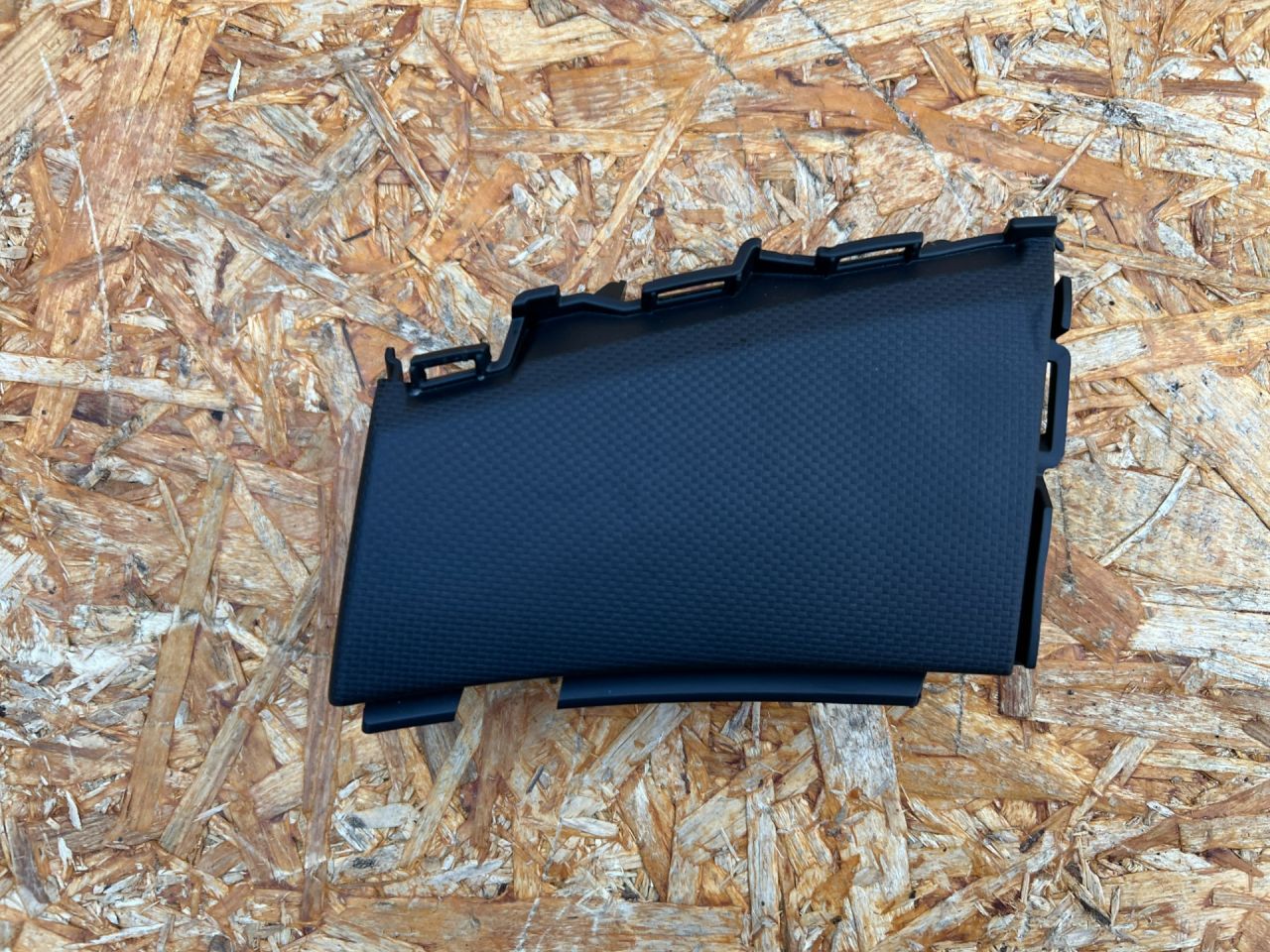 накладка на торпедо (консоль) Hyundai Tucson 4 поколение 2024, 2.5 л., G4KN, бензин, АКПП, внедорожник 5 дв., 847F1CW000NNB - фото №1