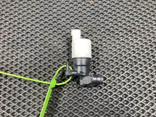 насос (моторчик) омывателя стекла Jaguar XE 1 поколение X760 2017, 3.0 л., AJ 126, бензин, АКПП, внедорожник 5 дв., BK2117K624BA, AV6117K624AA