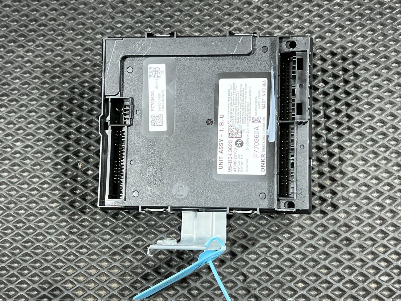 блок комфорта Kia K5 3 поколение 2022, 1.6 л., G4FP, бензин, АКПП, седан, 954B0-L3620, 41000-23103 - фото №1