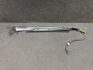 уплотнитель Mercedes-Benz GL-Класс X166 2015, 4.7 л., M 278.928, бензин, АКПП, внедорожник 5 дв., A1668701151