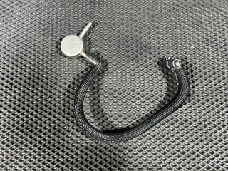 pегулятор давления топлива Audi S8 D4 2013, 4.0 л., CGTA, бензин, АКПП, седан, 4H0201574