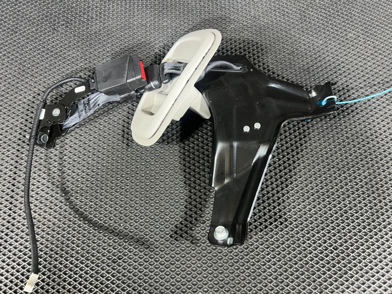 ремень безопасности Honda CR-V 6 поколение 2025, 1.5 л., L15B, бензин, АКПП, внедорожник 5 дв., 816803A0 - фото №1