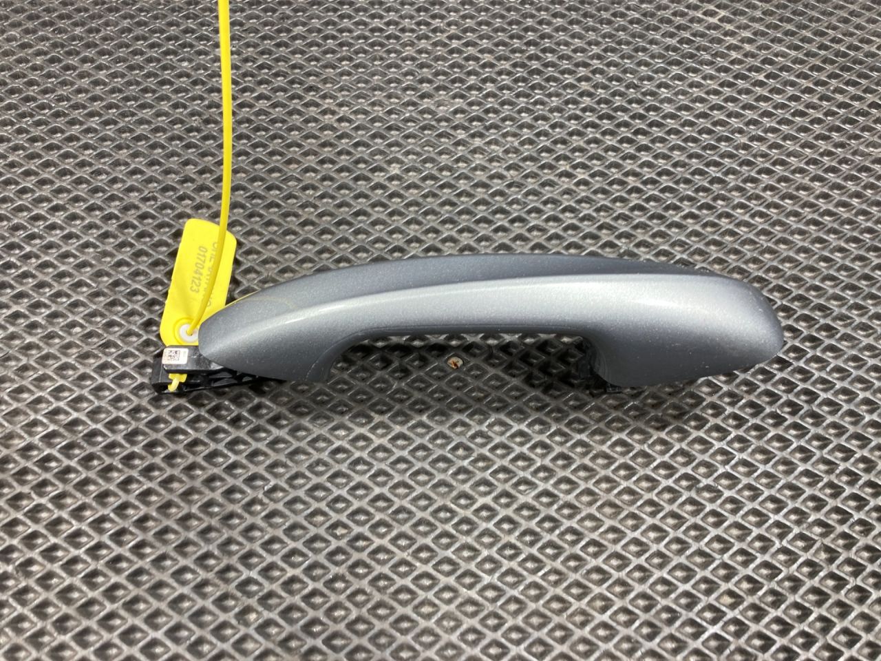 ручка наружная Mercedes-Benz C-Класс W205/S205/C205 2016, 2.0 л., M 274.920, бензин, АКПП, седан, A0997601659 - фото №1