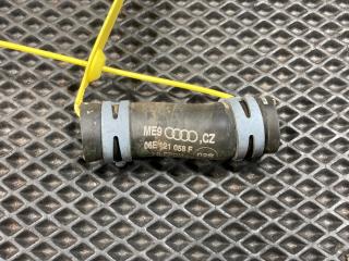 патрубок (трубопровод, шланг) Audi A6 4G/C7 2013, 3.0 л., CGWB, бензин, АКПП, седан, 06E121058F