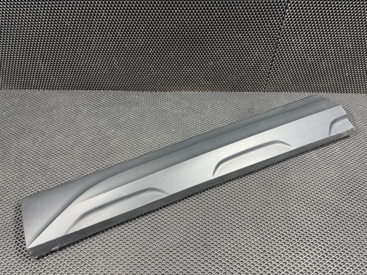 молдинг двери передней левой Volkswagen Taos 1 поколение 2021, 1.5 л., DNK, бензин, АКПП, внедорожник 5 дв., 2GJ854939 - фото №1