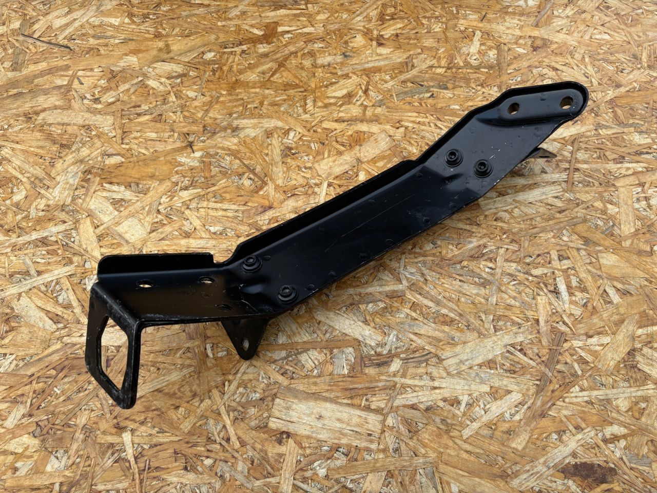 кронштейн (крепление) Audi Q7 4M 2017, 3.0 л., CREC, бензин, АКПП, внедорожник 5 дв., 4M0805351, 4M0805251A - фото №1