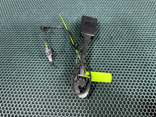 замок ремня безопасности Volkswagen Touareg 2 поколение 2014, 3.0 л., CRCA, дизель, АКПП, внедорожник 5 дв., 7P0857755YLZ, 7P0857755