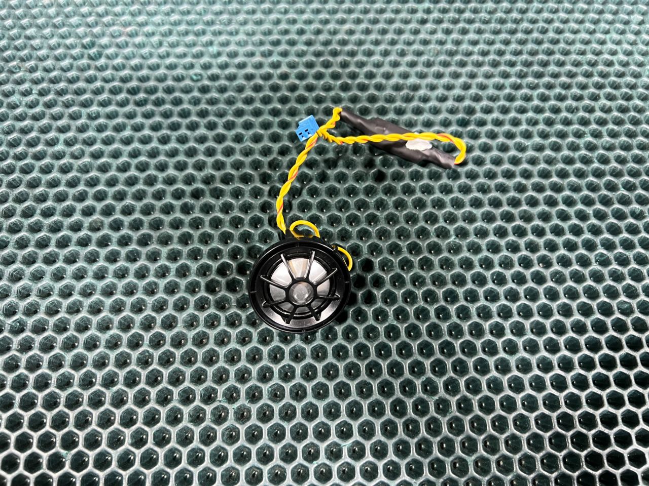 динамик BMW 7 серия G11/G12 2017, 4.4 л., бензин, АКПП, седан, 65139362561 - фото №1