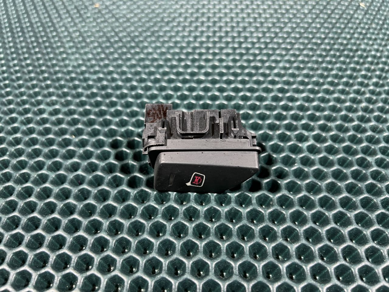 кнопка (выключатель) Audi A8 D4/4H 2012, 4.2 л., CDRA, бензин, АКПП, седан, 4H1927451A, 4H1927451 - фото №1