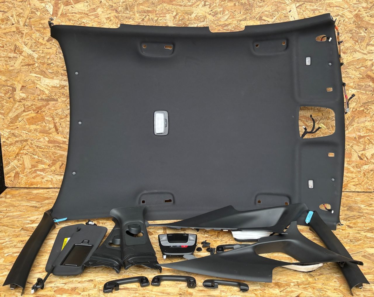 потолок Kia K5 3 поколение 2022, 1.6 л., G4FP, бензин, АКПП, седан, 85300L3730, 92800L2030 - фото №1