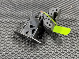 кронштейн радиатора Jaguar XE 1 поколение X760 2017, 2.0 л., 204DTD, дизель, АКПП, седан, GX738A291CC, T2H3711, T2H42340, T2H30031, T2H44767, T2H25175, T2H53098