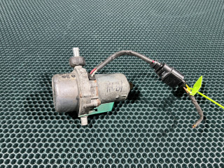 насос вакуумный Audi A8 D4/4H 2011, 4.2 л., CDRA, бензин, седан, 8E0927317J