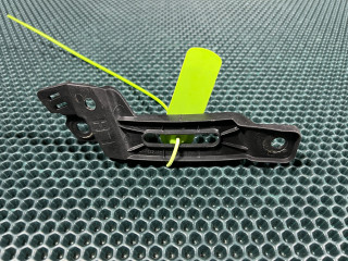 крепление ( кронштейн ) крыла Land Rover Range Rover Sport 2 поколение L494 2016, 5.0 л., 508PN, бензин, АКПП, седан, CPLA16291AC, LR033055, LR124568