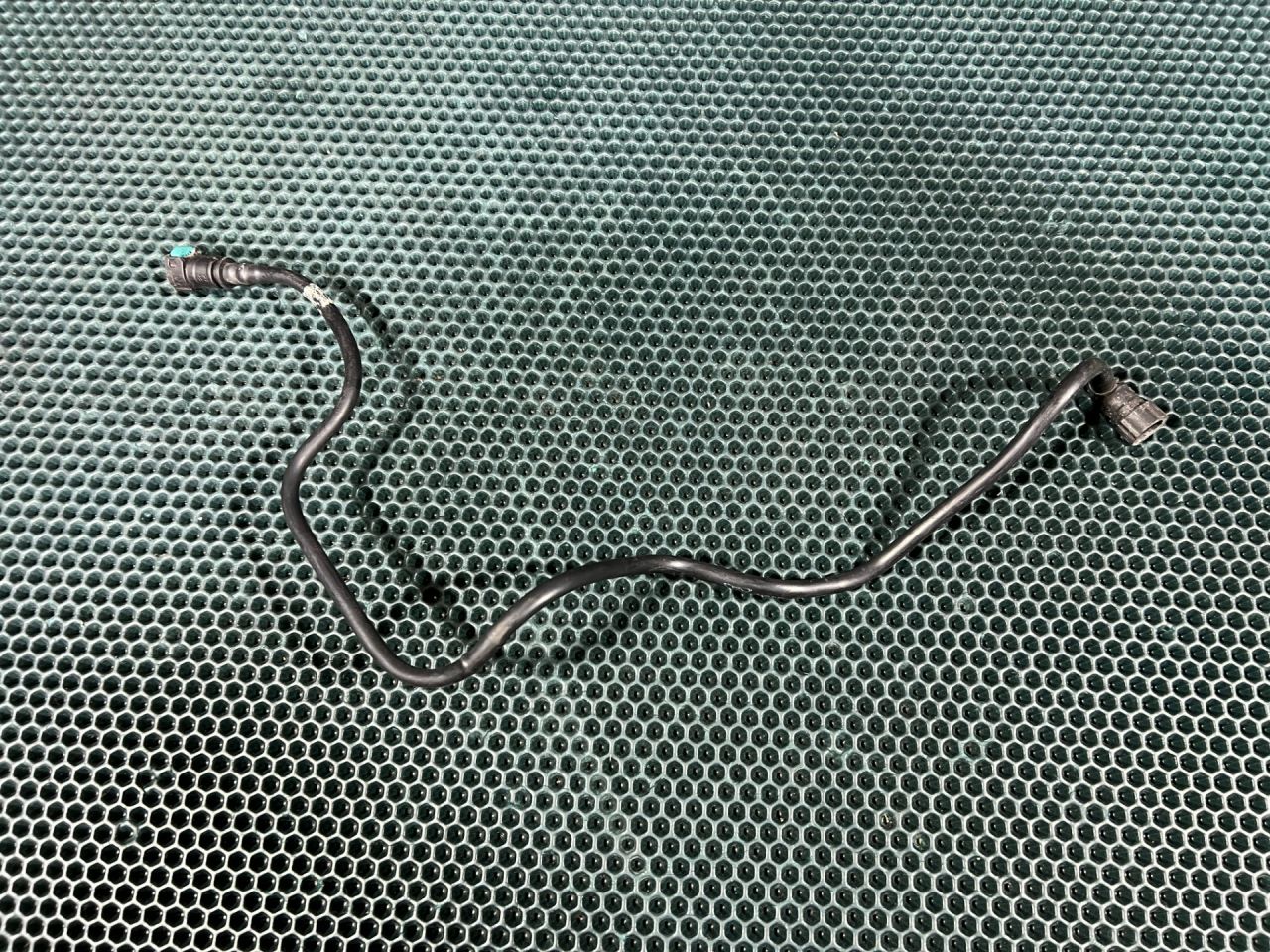 патрубок (трубопровод, шланг) Porsche Boxster 987 2006, 2.7 л., M 97.20, бензин, АКПП, 99710676602 - фото №1