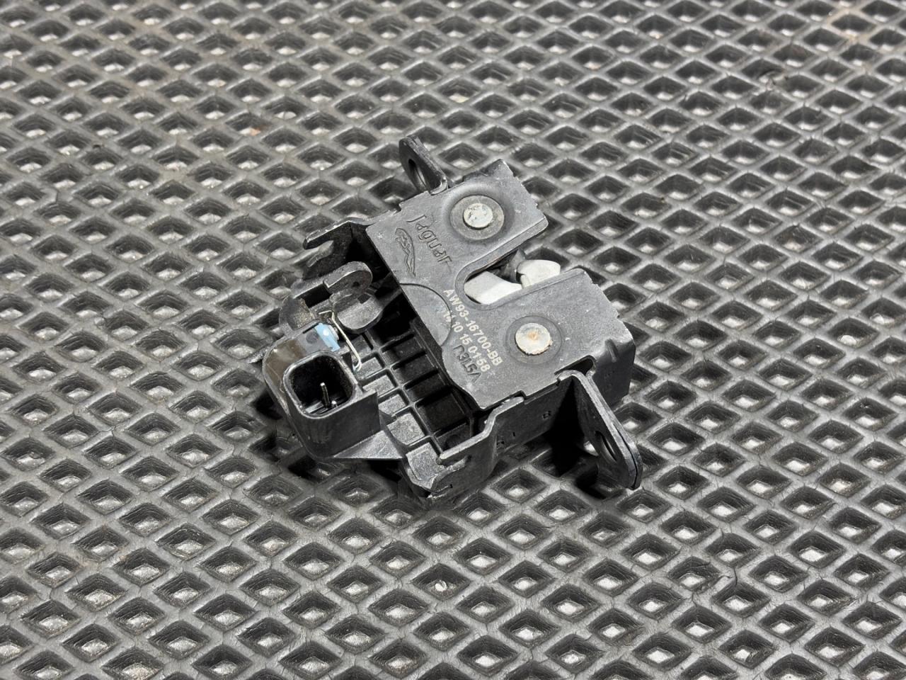 замок капота Jaguar XF X260 (2015 - 2026), AW93-16700-BB - фото №1