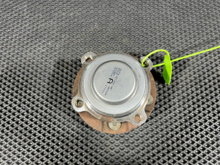 ступица передняя Jaguar XE 1 поколение X760 2017, 3.0 л., AJ 126, бензин, АКПП, седан, T2H42050, T2H2225, GX732C300AC