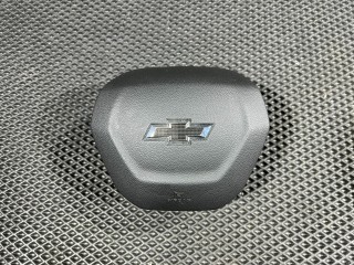 подушка безопасности водителя Chevrolet Trax 2 поколение 2024, 1.2 л., LIH, бензин, АКПП, внедорожник 5 дв., передний привод, 60009015