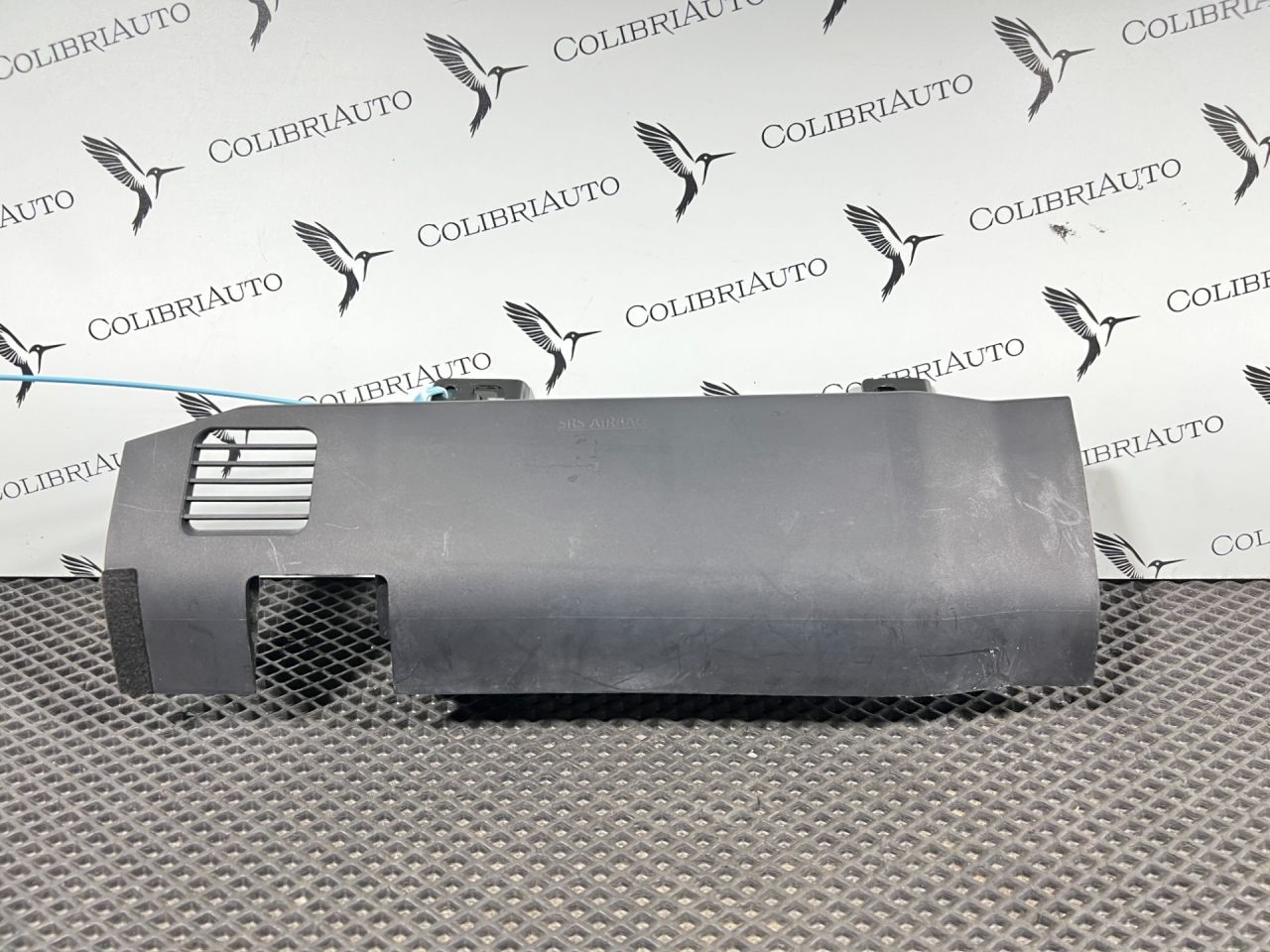 подушка безопасности коленная Nissan Rogue T33 2022, 1.5 л., бензин, внедорожник 5 дв., 985R16RR0A - фото №1