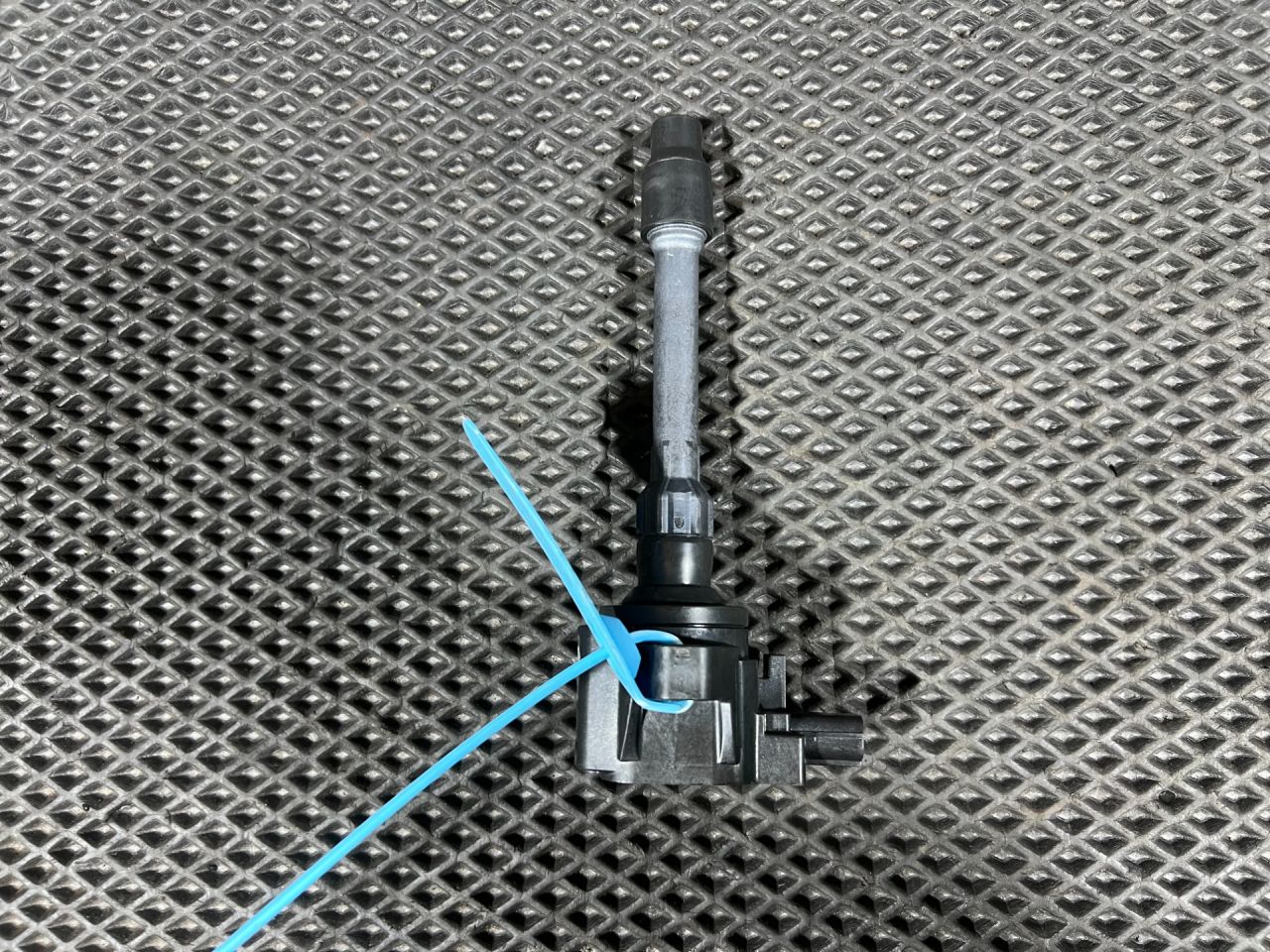 катушка зажигания Honda Accord 11 поколение 2025, 1.5 л., L15B, бензин, вариатор, седан, CM11-124A, 30520-59B-033 - фото №1