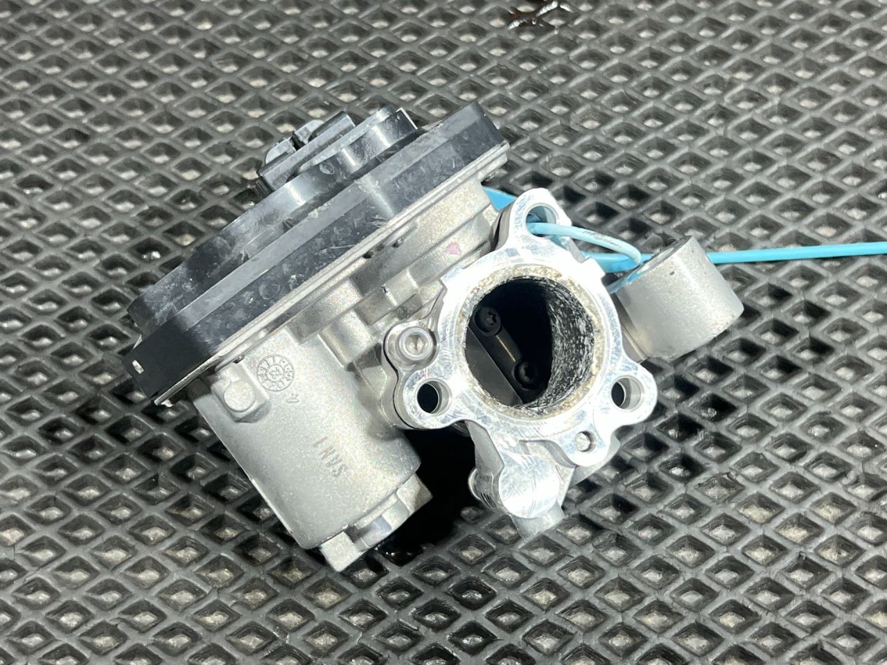 клапан EGR Kia K5 3 поколение 2022, 1.6 л., G4FP, бензин, АКПП, седан, 284102M460 - фото №1