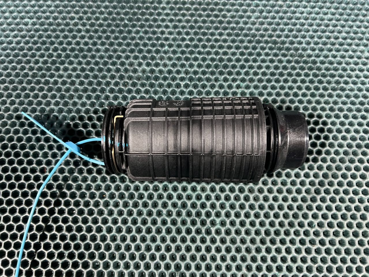 патрубок интеркулера Chevrolet Trax 2 поколение 2024, 1.2 л., бензин, АКПП, внедорожник 5 дв., 39030012 - фото №1