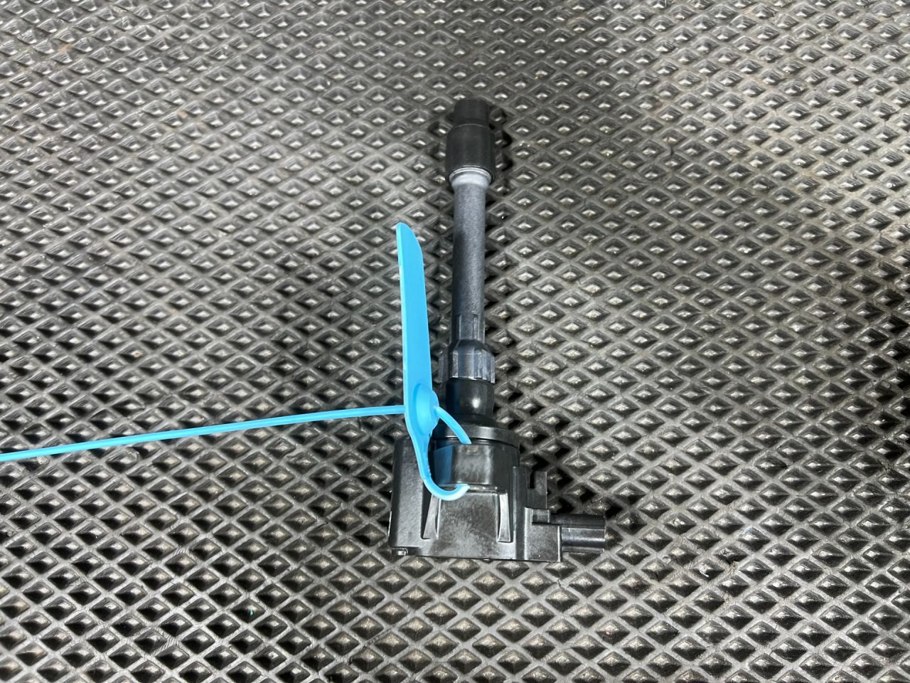 катушка зажигания Honda Accord 11 поколение 2025, 1.5 л., L15B, бензин, вариатор, седан, CM11-124A, 30520-59B-033 - фото №1