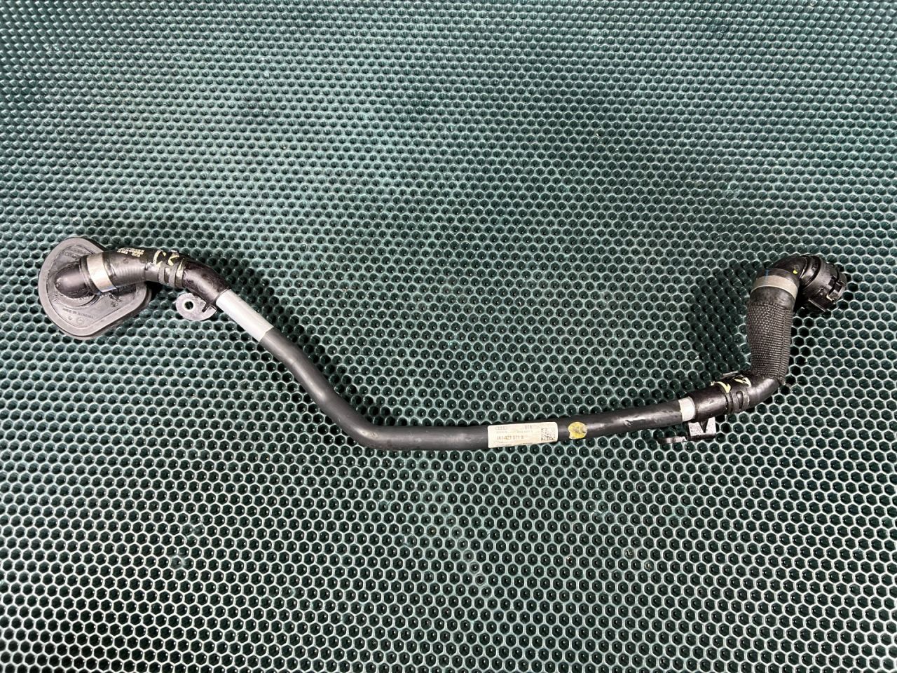 патрубок (трубопровод, шланг) Audi A6 C8 2019, 3.0 л., бензин, АКПП, седан, 4K1122109B, 4K1121071B, 4K0819314 - фото №1