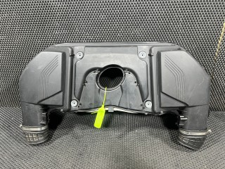 корпус воздушного фильтра BMW 7 серия G11/G12 2017, 4.4 л., бензин, АКПП, седан, 13718622618