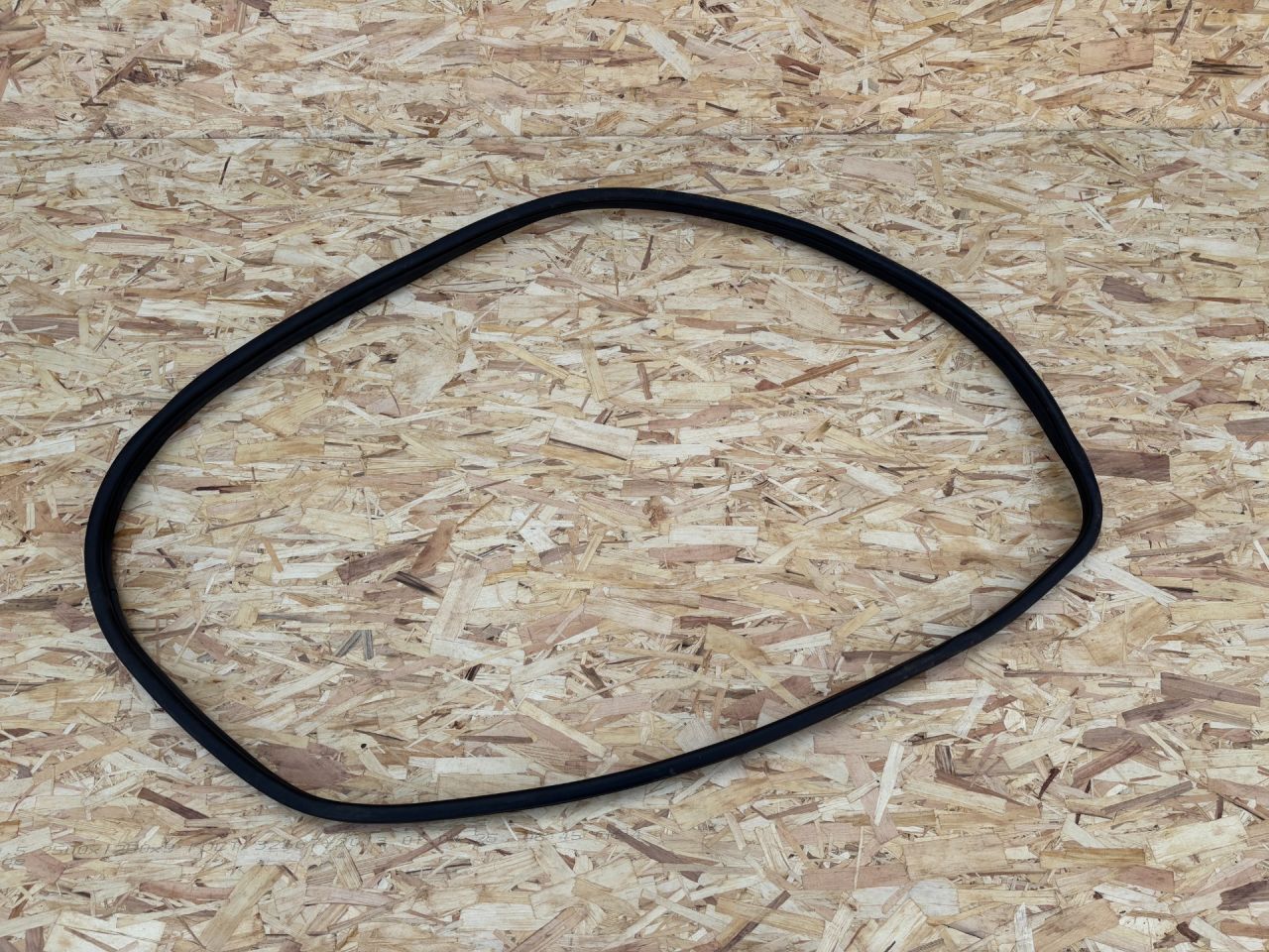 уплотнитель двери Kia K5 3 поколение 2022, 1.6 л., G4FP, бензин, АКПП, 82120L3000 - фото №1