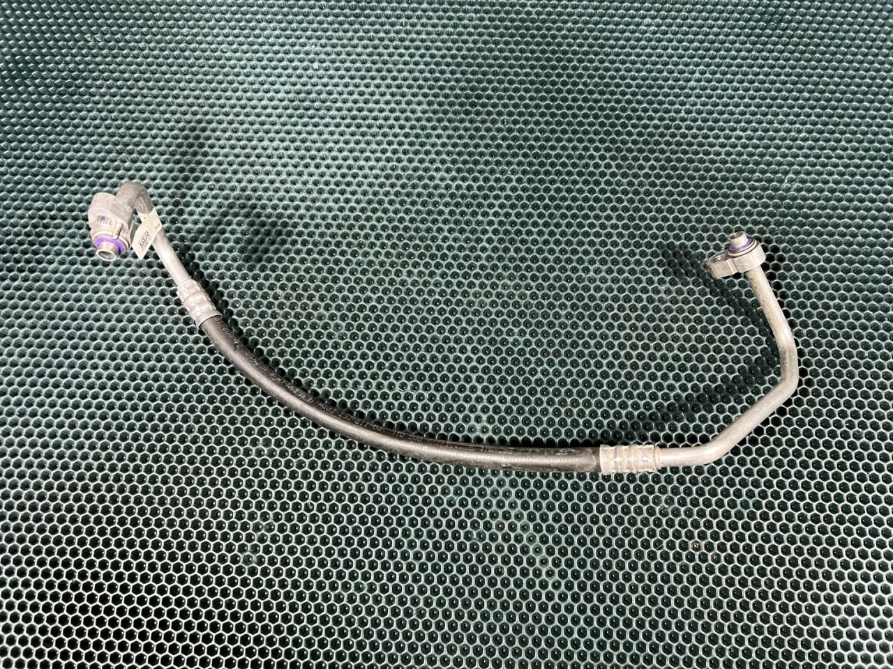 трубка кондиционера Mercedes-Benz CLA-Класс C118 2021, 2.0 л., M 260 E20, бензин, АКПП, седан, A1778304201 - фото №1